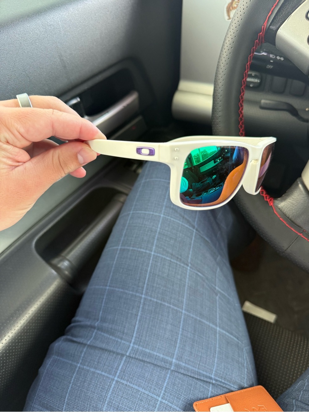 Oakley Hobrook